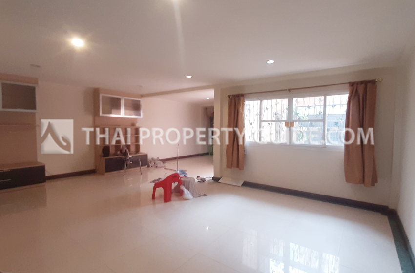 House in Sukhumvit 